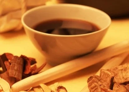 동래역 산후보약 상담에서 출산 방식과 수유 및 복용약을 확인하는 한약재